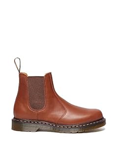 Dr Martens★2976 CHELSEA BOOTS★SADDLE TAN CARRARA 2976 Carrara Leather Chelsea Boots in Saddle Tan | Dr. Martens